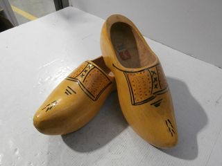 Zuecos de madera VIZU talla 35