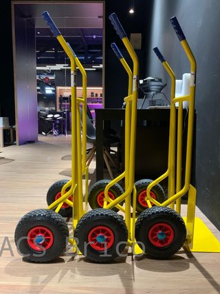 Carretilla Almacén Rueda Neumática 300 Kg
