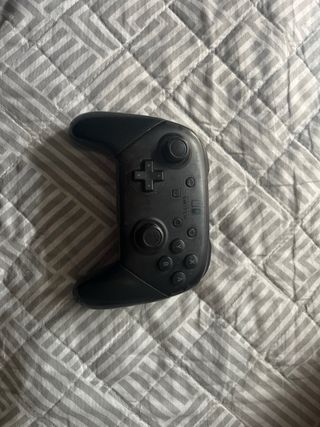 Mando Pro Nintendo Switch Negro
