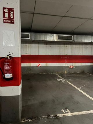 Garaje en venta en El Castell-Poble Vell en Castelldefels