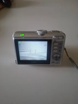 Cámara Digital Airis DC60 6MP Zoom 3X