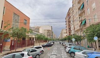 Local comercial en venta en El Pla de Sant Josep - L'Asil en Elche