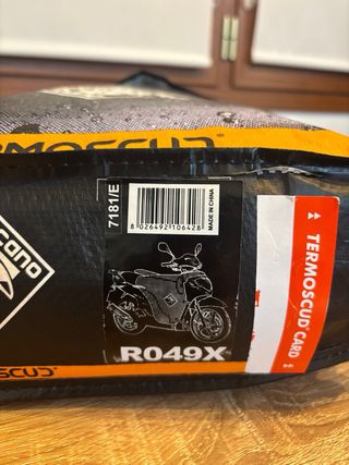 Cubrepiernas Moto Tucano Urbano R049X termoscud