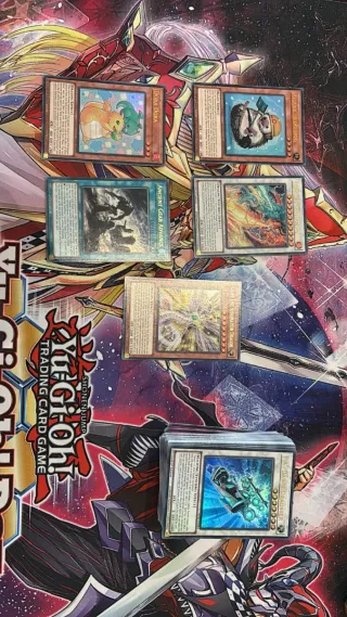 Lote 100 Cartas Yu-Gi-Oh!