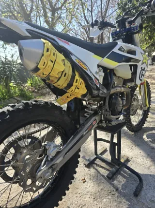 Husqvarna FE 350 4T Rockstar Edition