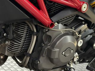 DUCATI MONSTER 796