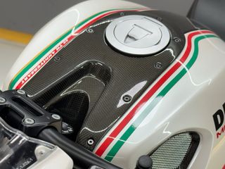 DUCATI MONSTER 796
