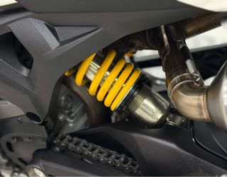 DUCATI MONSTER 796