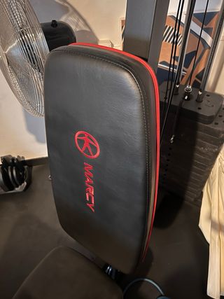 Máquina de ejercicios Marcy multiestación