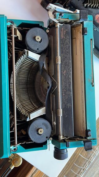 Máquina de escribir Olivetti STUDIO 45