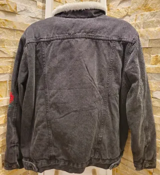 Chaqueta vaquera negra con forro