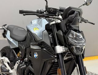 BMW F 900 R