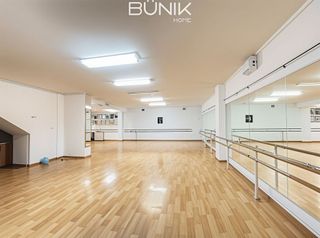 Local comercial en venta en El Putxet i el Farró en Barcelona