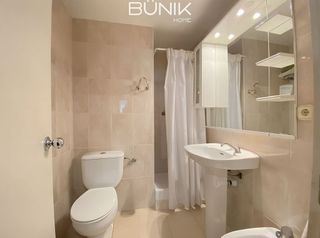 Local comercial en venta en El Putxet i el Farró en Barcelona