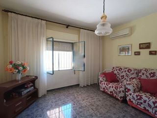 Chalet en venta en Hellín