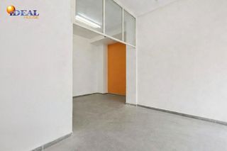 Local comercial en venta en Avda. De los Ogíjares en Armilla