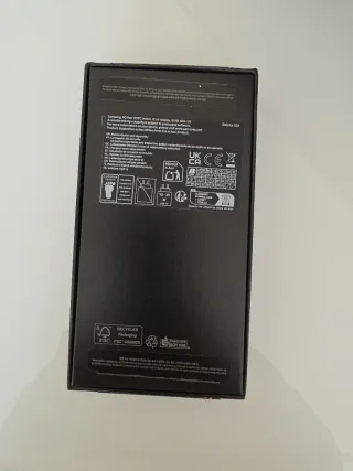 Samsung Galaxy S24 256GB Gris