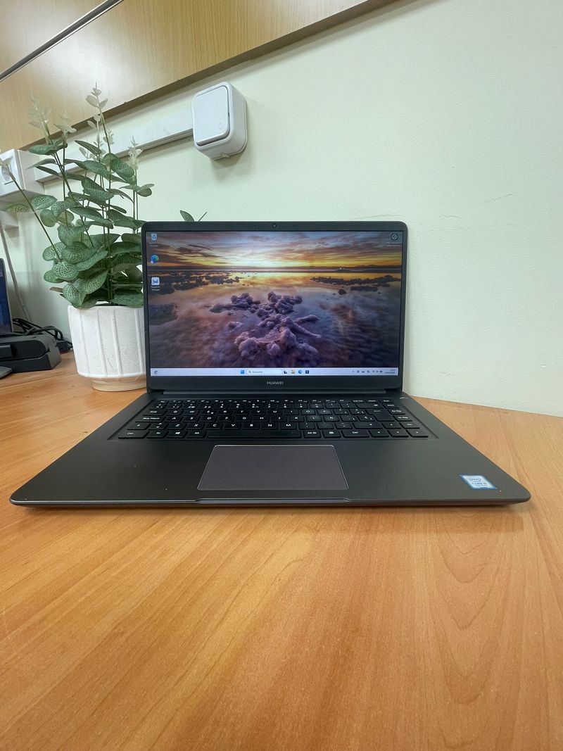 Huawei Matebook PL-W09 (ref. 106340)