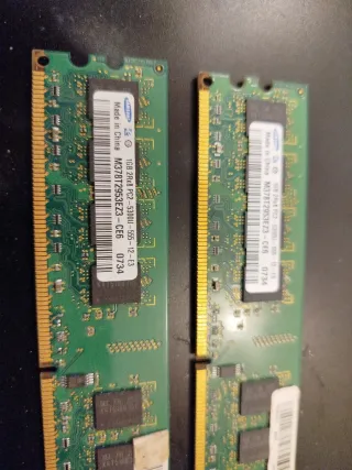 2x 1GB DDR2 PC2-5300U Módulos RAM Samsung