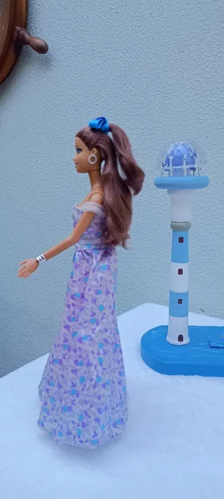 Muñeca Barbie Teresa.