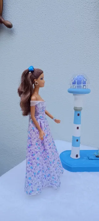 Muñeca Barbie Teresa.