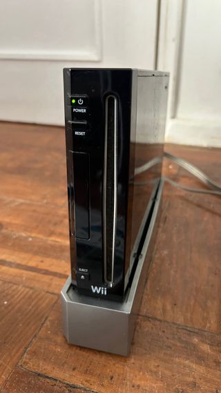 Nintendo Wii com jogos e comando