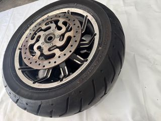 Harley-Davidson Touring Llanta 16 x 5 pulgadas