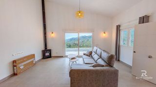 Chalet en alquiler en Sayalonga
