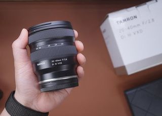 Tamron 20-40mm f/2.8 Di III VXD Sony E