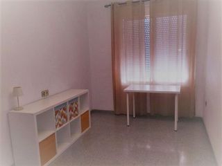 Piso en alquiler en Sector V en Elche