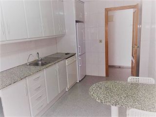 Piso en alquiler en Sector V en Elche
