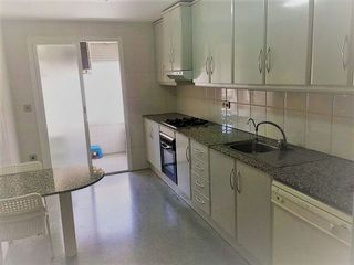 Piso en alquiler en Sector V en Elche