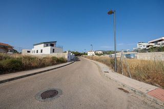Terreno en venta en Zubia (La)