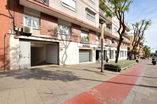 Garaje en venta en Gavarra en Cornellà de Llobregat