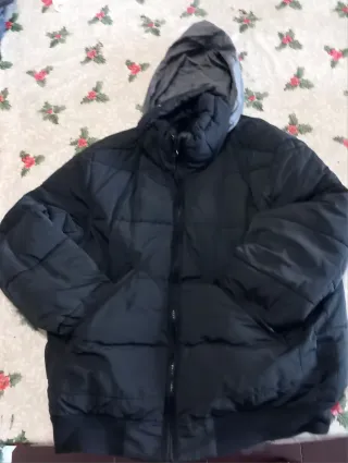 Chaqueta Oversize Negra marca Mango