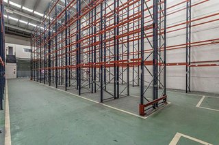 Nave industrial en venta en Altos del Olivar - El Caracol en Valdemoro