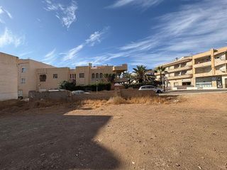 Terreno en venta en Carboneras
