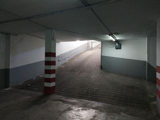 Garaje en venta en Cortadura - Zona Franca  en Cádiz