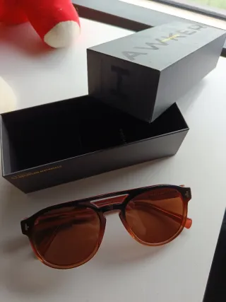 Gafas de sol Hawkers marrones y naranjas