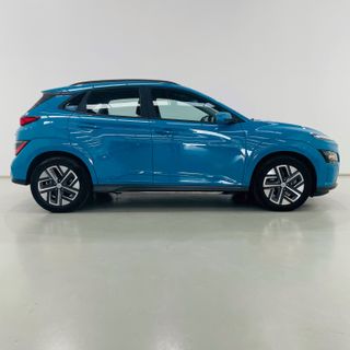 HYUNDAI Kona EV Maxx