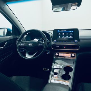 HYUNDAI Kona EV Maxx