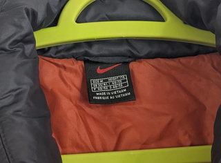 Chaqueta Nike puffer vintage 1999 – Talla M – Y2K