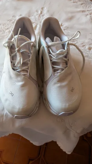 Zapatillas  Cloudmonster Helion PAF Blancas