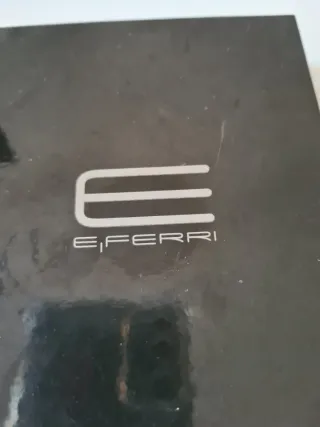 Cartera de piel negra para caballero.A estrenar!