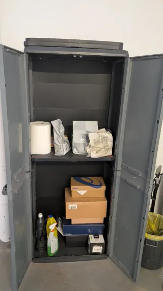 Armario de jardín Leroy Merlin gris