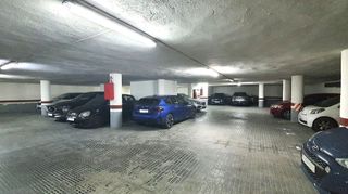 Garaje en venta en Centre en Hospitalet de Llobregat, L´