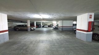 Garaje en venta en Centre en Hospitalet de Llobregat, L´