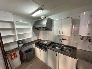 Local comercial en venta en Gamonal en Burgos