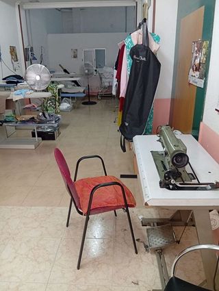 Local comercial en venta en Nou Moles en Valencia