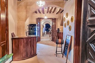 Hotel en venta en Alcalá la Real